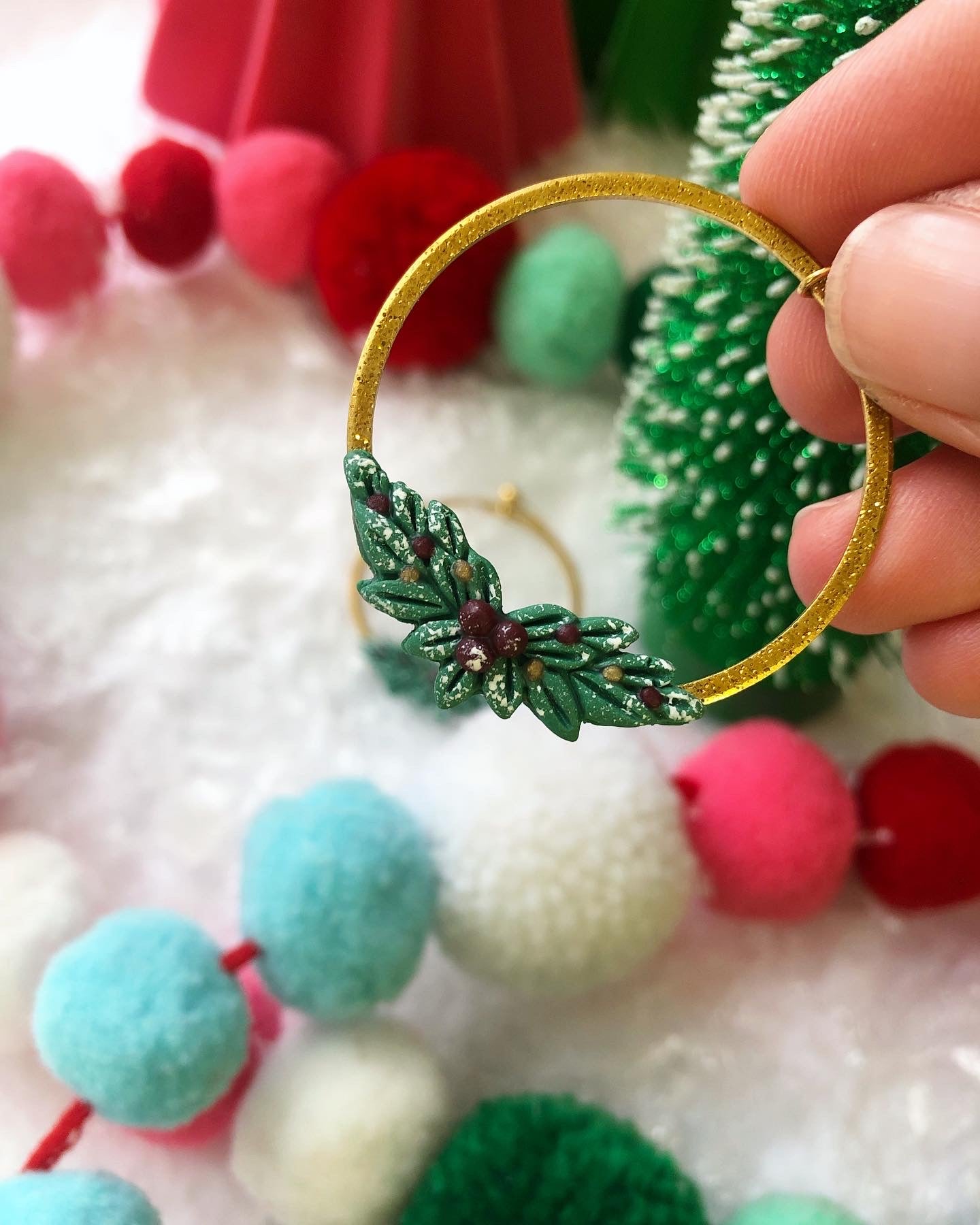 Boughs of Holly Hoops