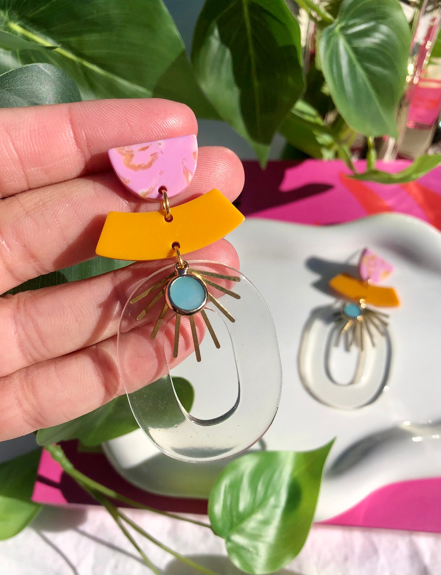 Tropical Oval Dangles