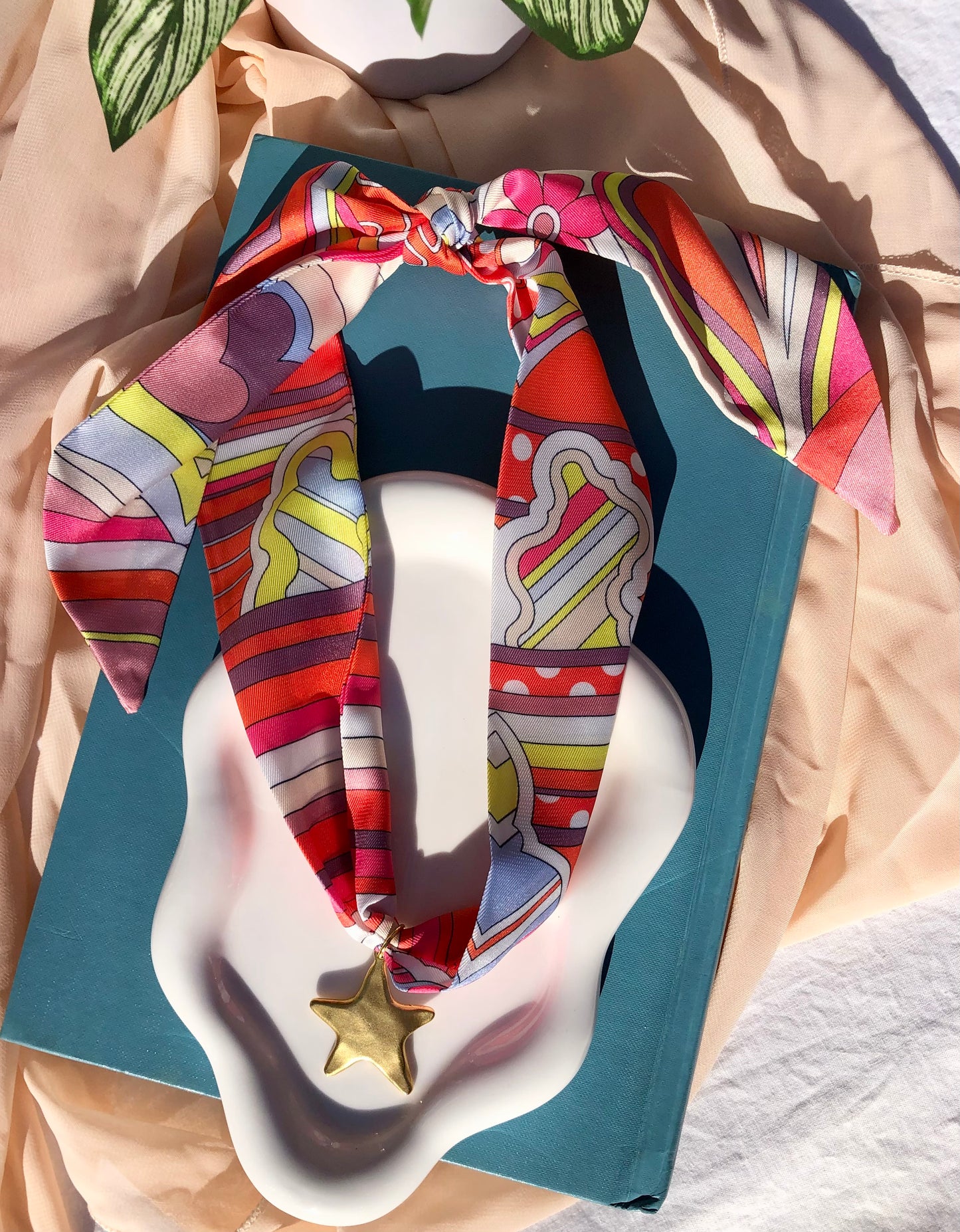 Groovy Scarf Necklace