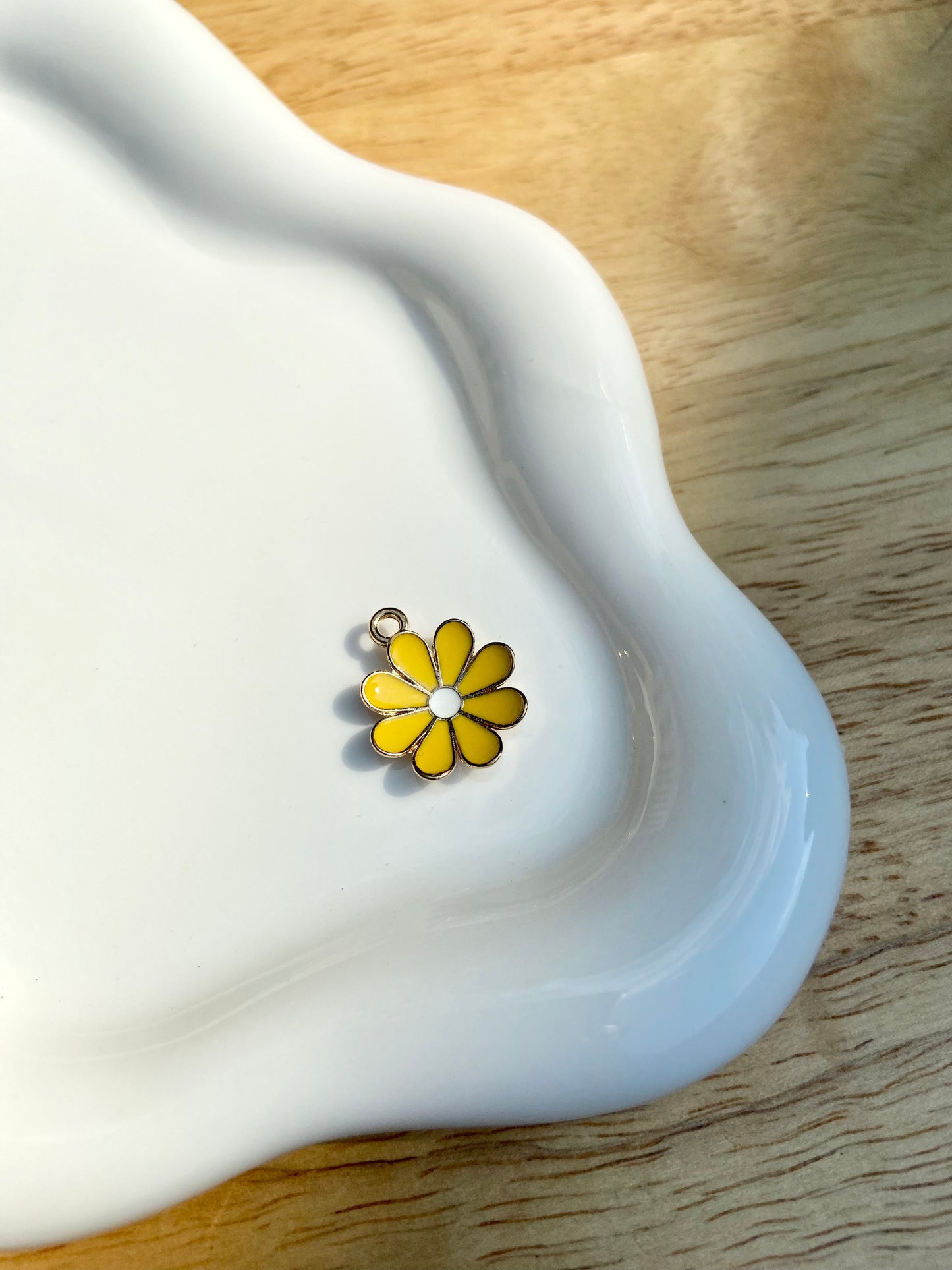 Yellow Daisy Charm