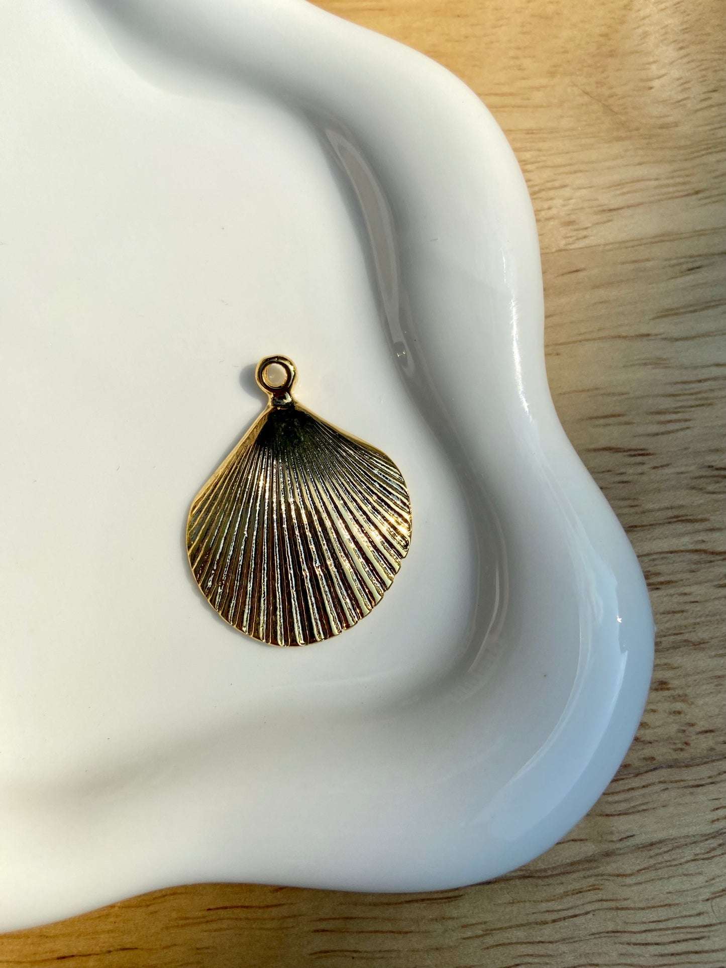 Large Gold Fan Shell Charm