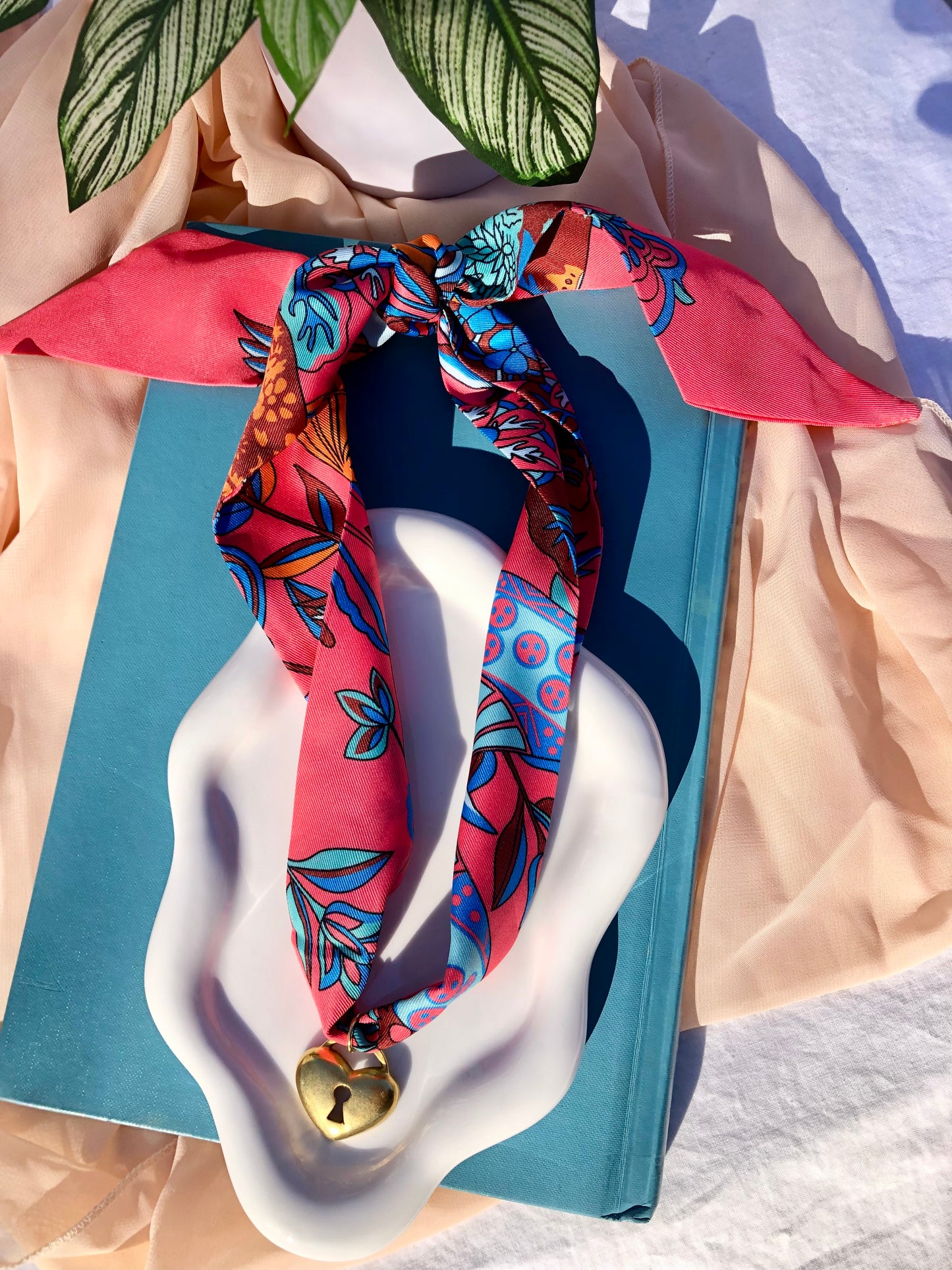 Climbing Vine Scarf Necklace