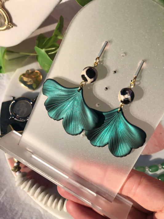 Community Green Beaded Ginkgos