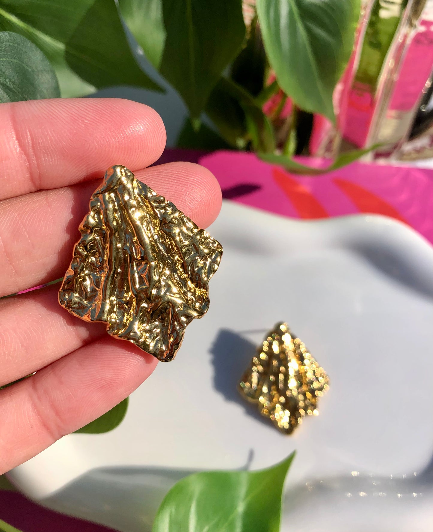 Gold Crinkle Fan Studs