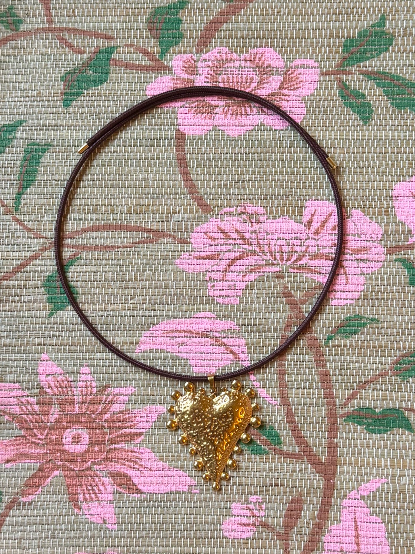 Statement Heart Magnetic Cord Necklace