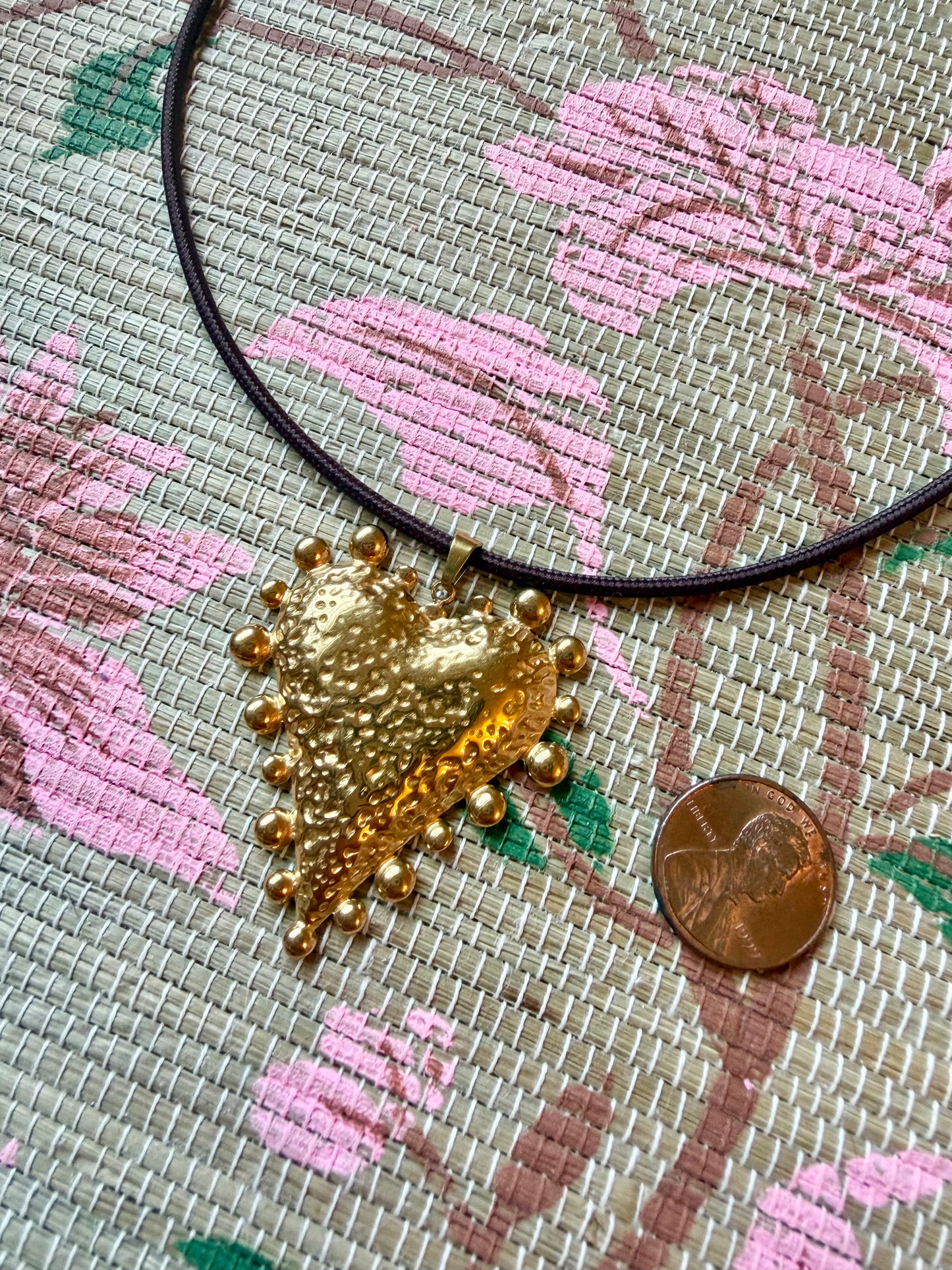 Statement Heart Magnetic Cord Necklace