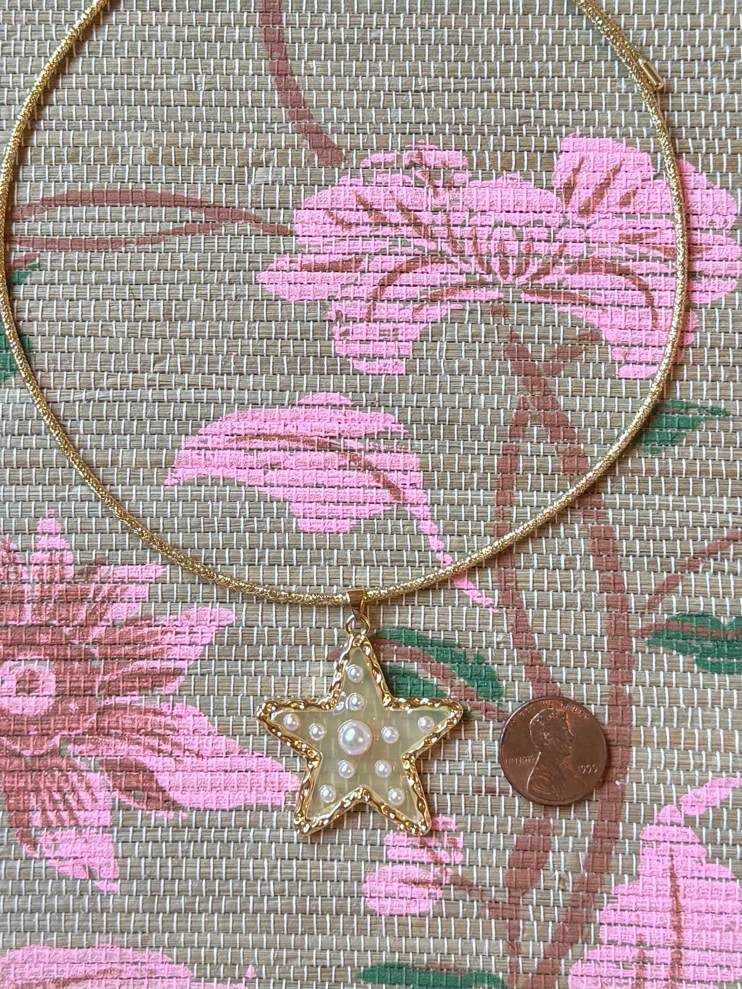 Pearl Star Magnetic Cord Necklace