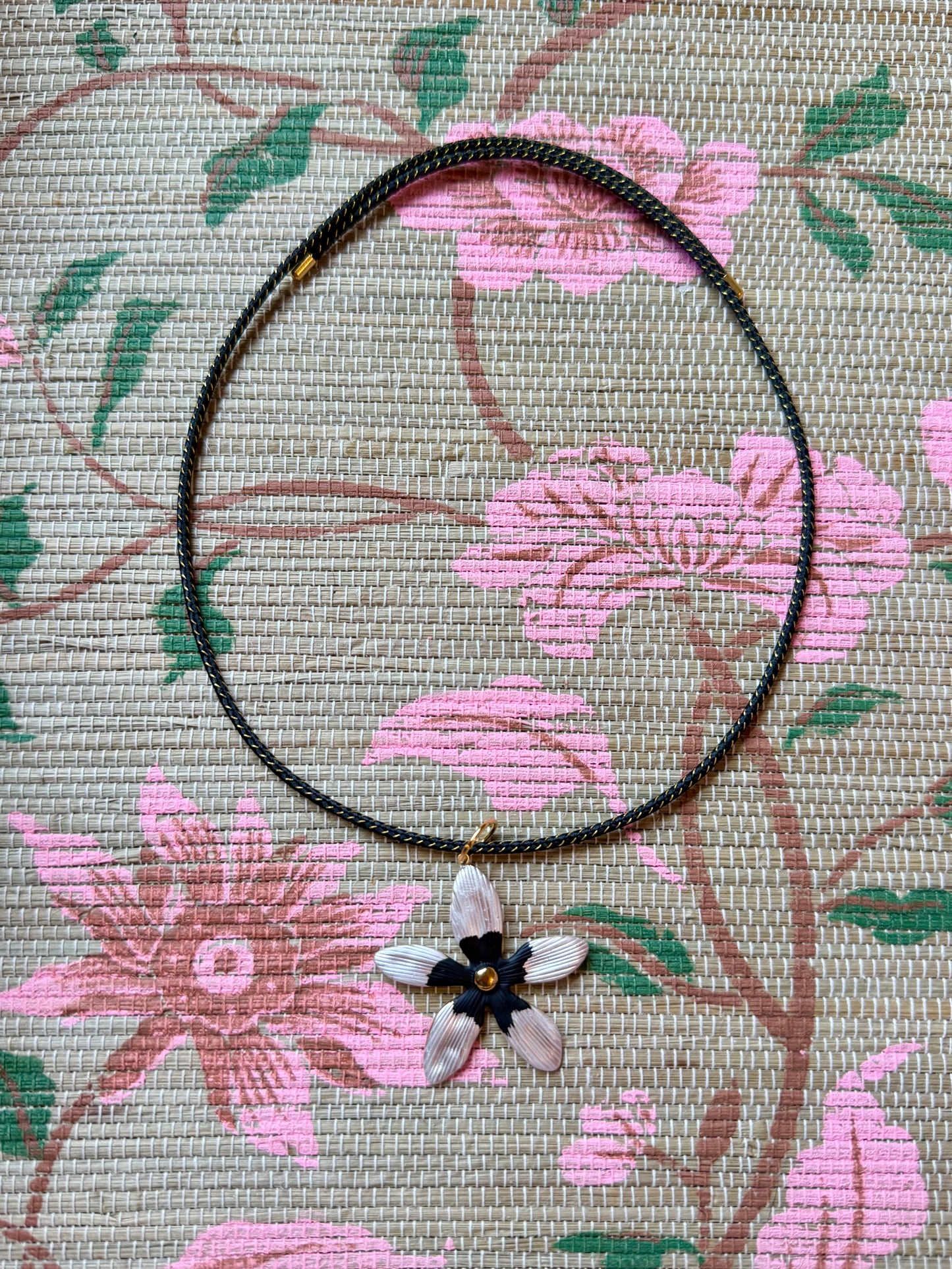 Statement Flower Magnetic Cord Necklace