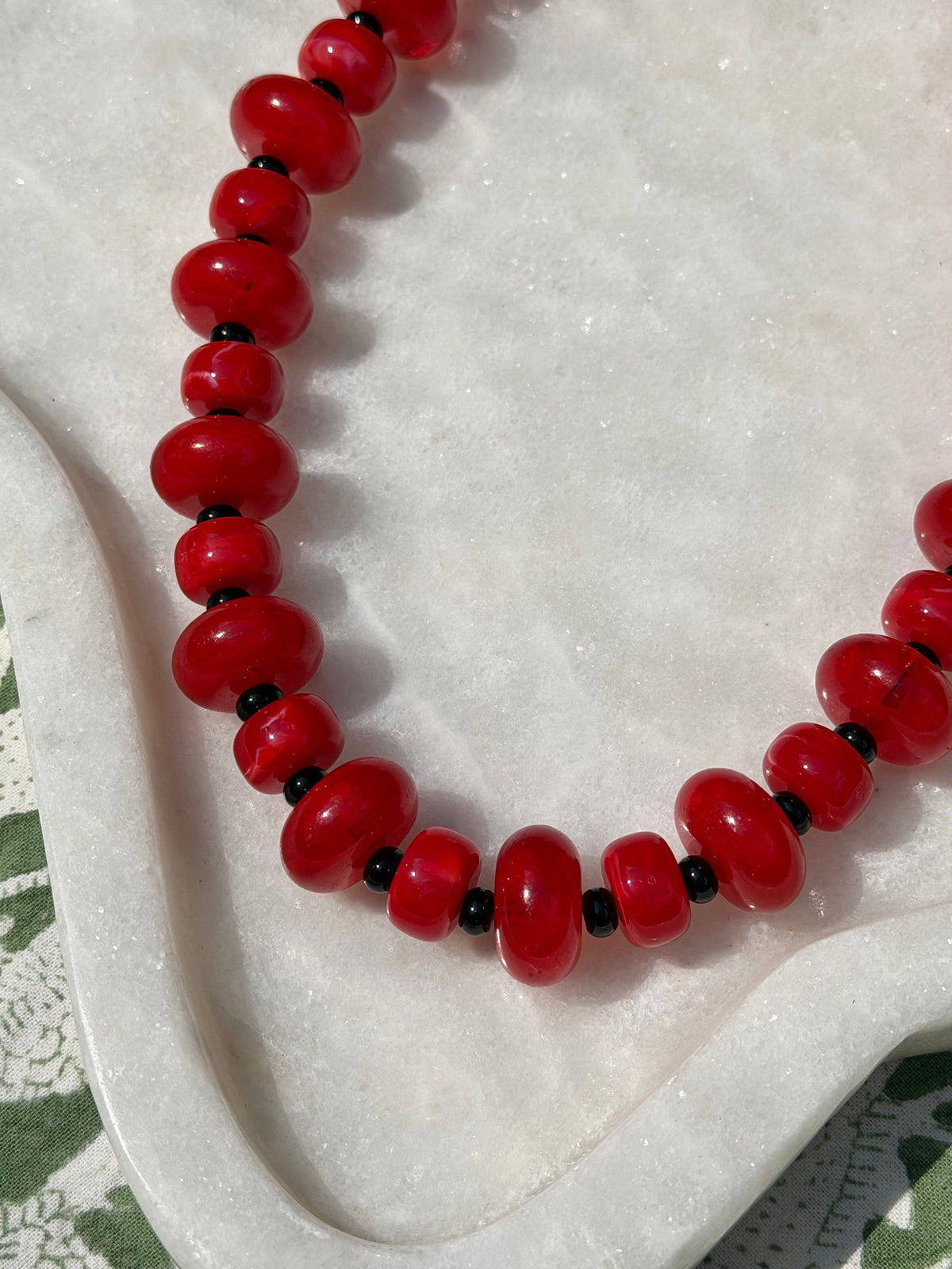 Between the Hedges Necklace