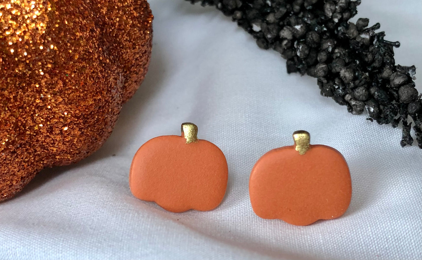 Pumpkin Studs